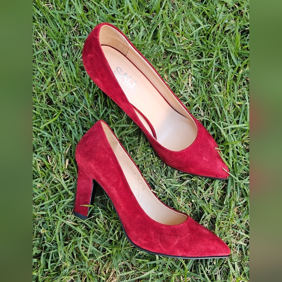Sali Handmade Red Leather Heels, Size 40 - Picture 3 of 5